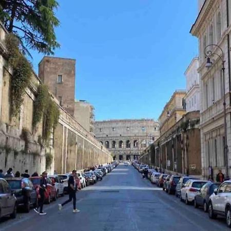 Colosseum Charming Stay Рим Экстерьер фото
